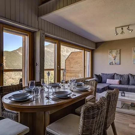 Penthouse Richemont * لا تزوماز